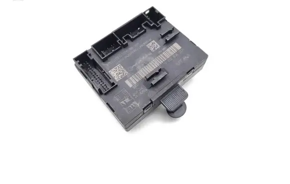 Volkswagen Golf VI Door control unit/module 5Q0959393A 5Q0959393