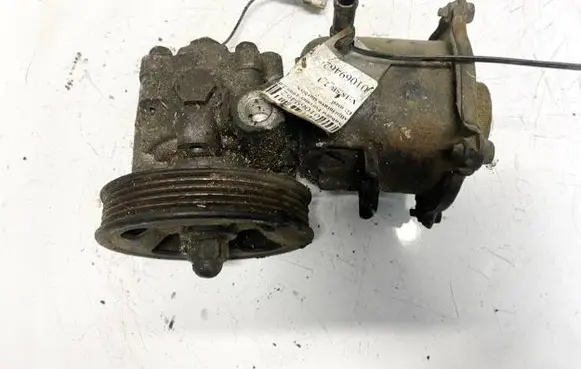 Subaru Forester SF Power steering pump