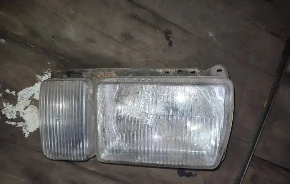Volkswagen PASSAT B2 Headlight/headlamp 302-124502
