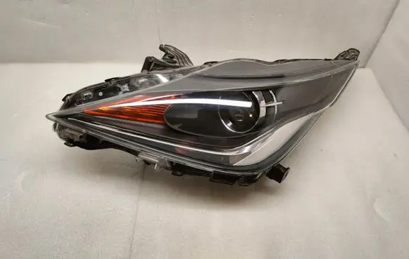 Toyota Aygo AB40 Headlight/headlamp