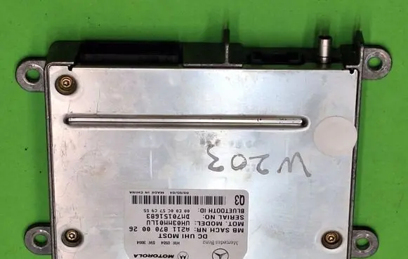 Mercedes-Benz C W203 Bluetooth control unit module A2118700026 DM70151683
