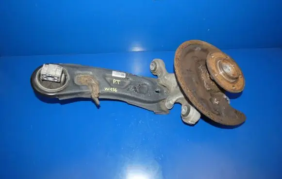 Mercedes-Benz GLA W156 X156 Stub axle 