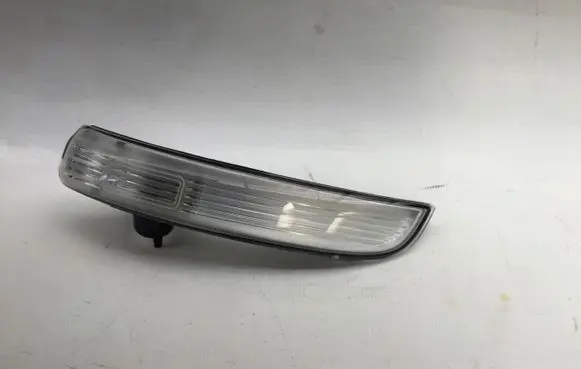 Ford Kuga II Front indicator light GJ5413B38AA