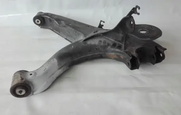 Mercedes-Benz Vito Viano W447 Rear control arm