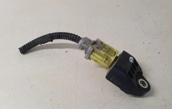Subaru Outback Airbag deployment crash/impact sensor 98231AJ000