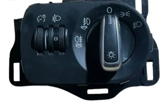 Audi A1 Headlight level height control switch 8X2857346