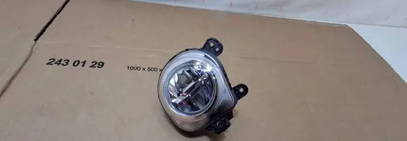 BMW X5 F15 Front fog light 731725109