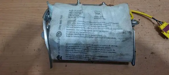 Volkswagen Transporter - Caravelle T5 Passenger airbag BAMPT11028