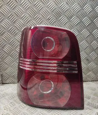 Volkswagen Touran I Rear/tail lights