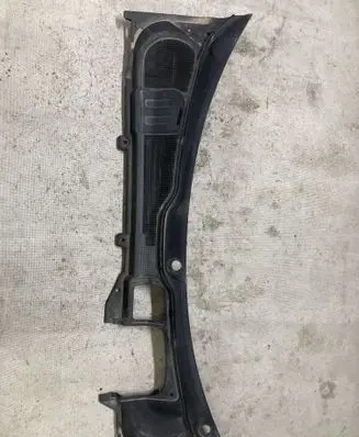 Land Rover Evoque I Wiper trim GJ324105AA