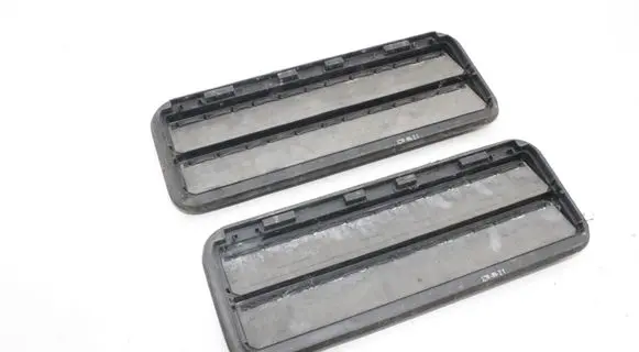 Ford Ranger Quarter panel pressure vent AB3915280B62AA