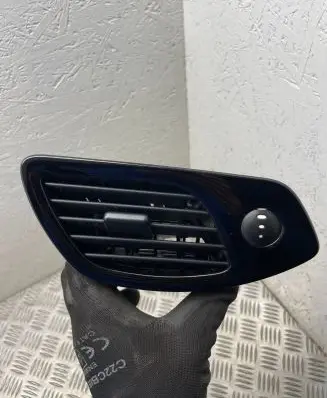 Renault Scenic III - Grand scenic III Dashboard side air vent grill/cover trim 1012124