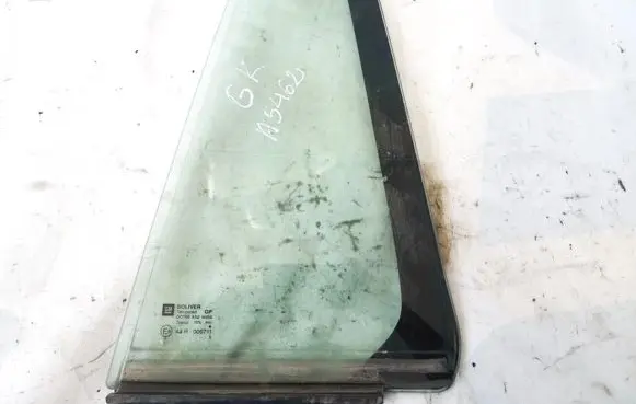 Opel Vectra C Rear vent window glass 