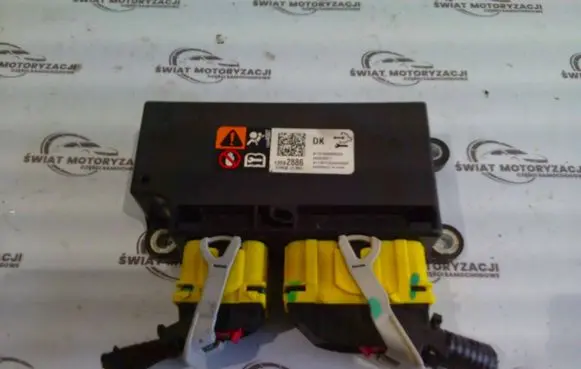 Opel Mokka Airbag control unit/module 13592886