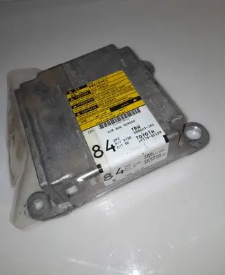 Toyota Avensis T250 Airbag control unit/module 8917005120 208623102 DP2