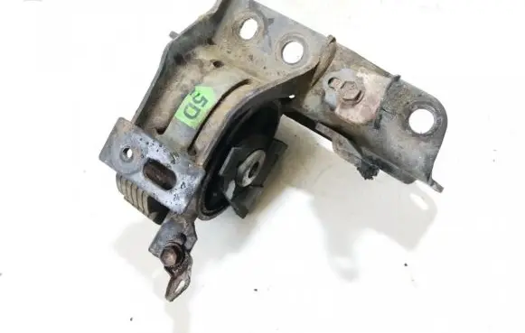 Toyota Corolla Verso AR10 Engine mount bracket