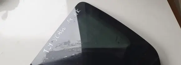 Toyota Verso Rear side window