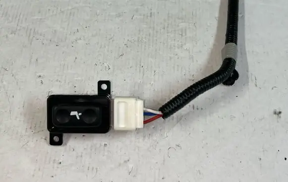 Toyota Avensis T270 Seat control switch 182850