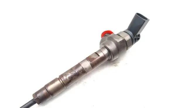BMW 3 E90 E91 Fuel injector 7810702 0445110382