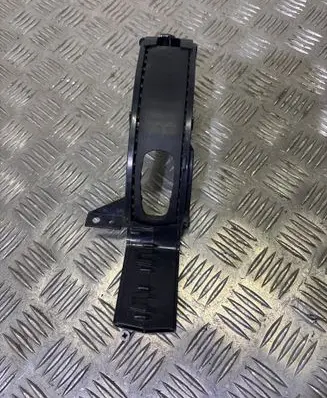 Volkswagen Golf VI Armrest 1K0713187