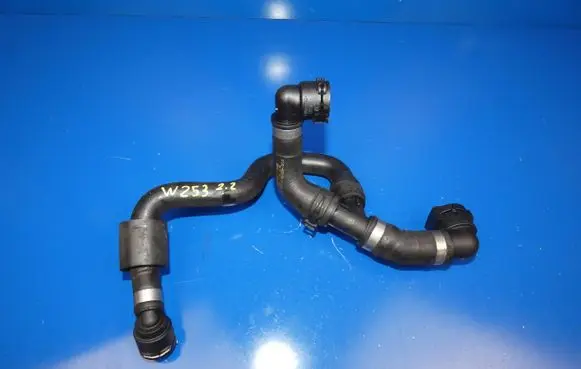 Mercedes-Benz GLC X253 C253 Engine coolant pipe/hose A2135016982 CT152730