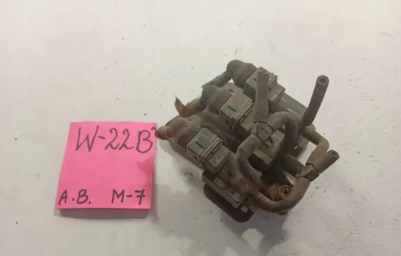 BMW 5 E39 Turbo solenoid valve 121221