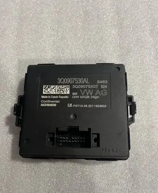 Volkswagen PASSAT B8 Gateway control module 3Q0907530AL