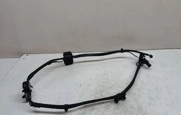 BMW 5 F10 F11 Windshield washer spray nozzle
