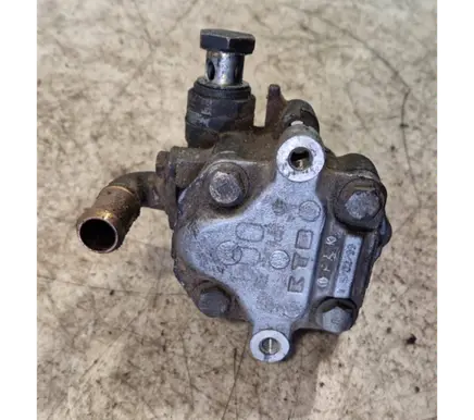 Volkswagen Golf IV Power steering pump