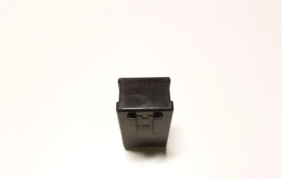 Mitsubishi Pajero Wing mirror control module MR583832 0253872