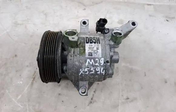 Mazda CX-3 Air conditioning (A/C) compressor (pump) DB5H61450