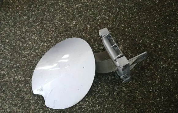 Peugeot 206 CC Fuel tank cap 9643084577