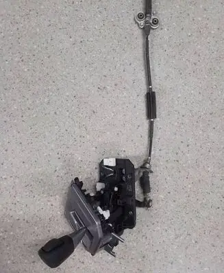 Subaru Forester SK Gear shifter/selector 35170SJ071 PA66GF33 35111SJ000