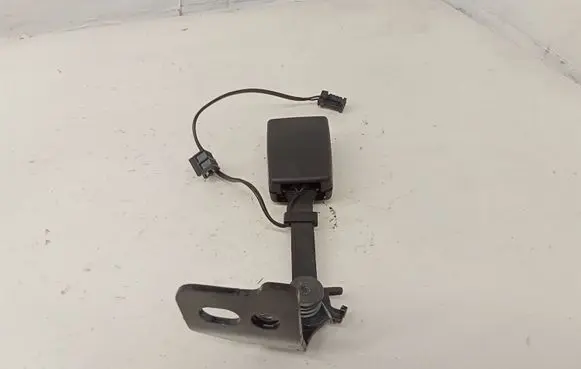 Opel Grandland X Rear seatbelt buckle 9810493477 B110820X 34197520C