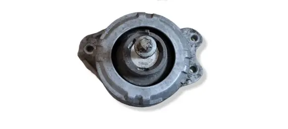 Mercedes-Benz C W205 Engine mount bracket A2052407800