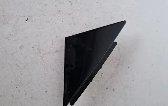 Volvo S90, V90 Fender end trim 31378630