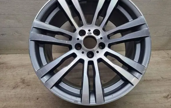 BMW X5 E70 R20 alloy rim 7842184