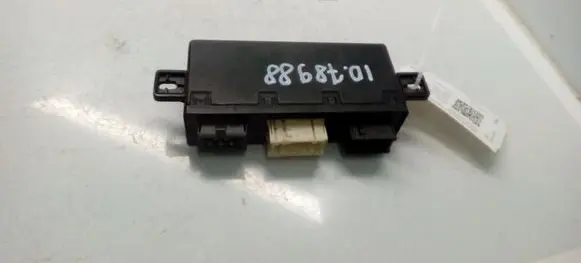 BMW 5 E39 Door control unit/module 613569042559 689667 190001