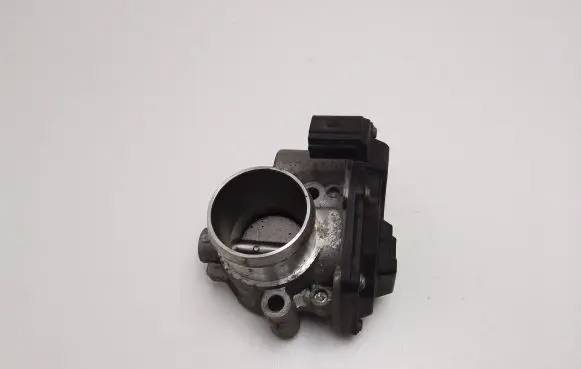 Ford B-MAX Throttle valve