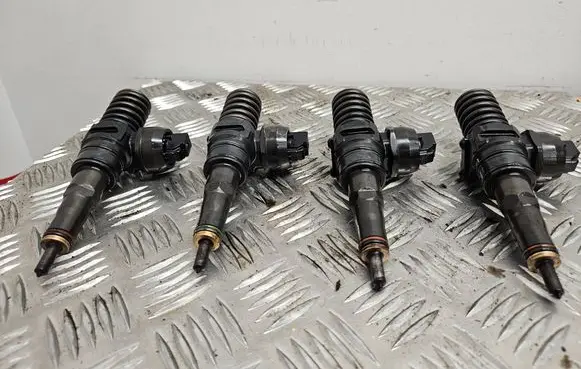 Audi A4 S4 B6 8E 8H Fuel injectors set 038130073BA