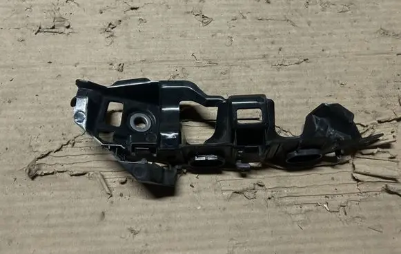 Volkswagen Golf VII Front bumper mounting bracket 5G0807050