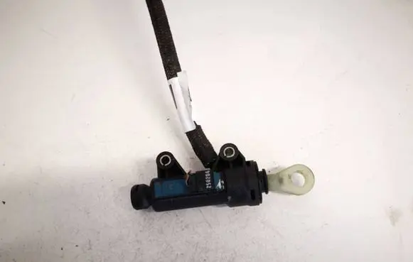 BMW 3 E46 Clutch master cylinder 21526758822 2152-6758822