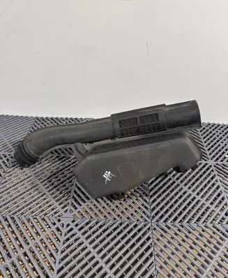 Toyota Auris E180 Intake resonator 7775037060