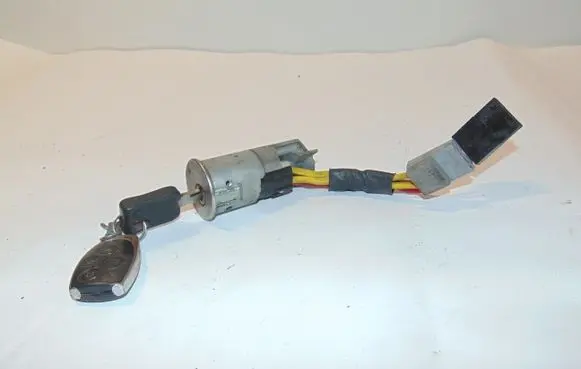 Renault Espace II Ignition lock 7701204079
