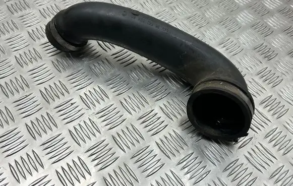 Intercooler hose/pipe