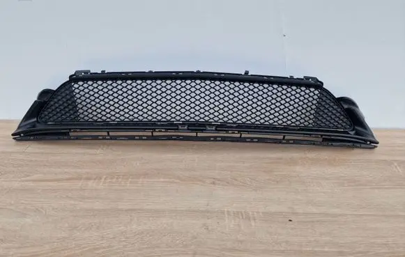 Mercedes-Benz C W205 Front bumper lower grill A2058852501