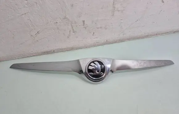 Skoda Fabia Mk2 (5J) Engine hood trim 5J0853661A