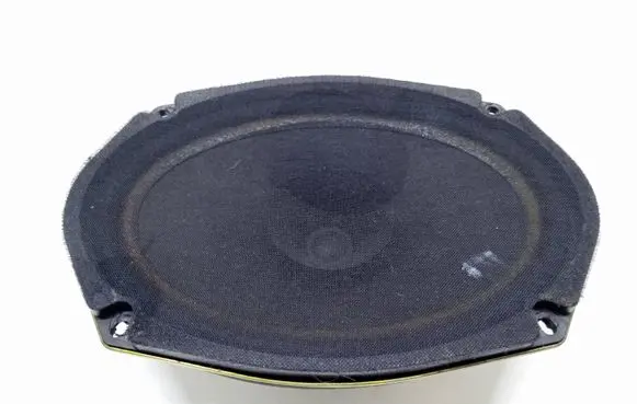 Jeep Grand Cherokee (WK) Front door speaker P05059063AC 2666M2