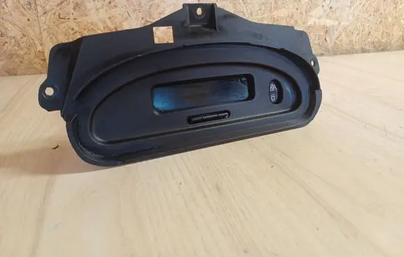 Renault Scenic I Screen/display/small screen P7700428029A