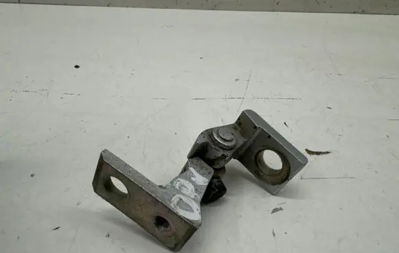 Skoda Octavia Mk3 (5E) Front door upper hinge 7N0831402A